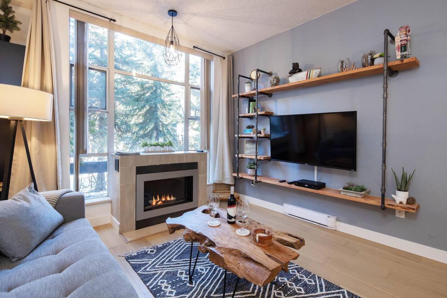 Glacier Lodge Premiere Suite Whistler Eksteriør billede