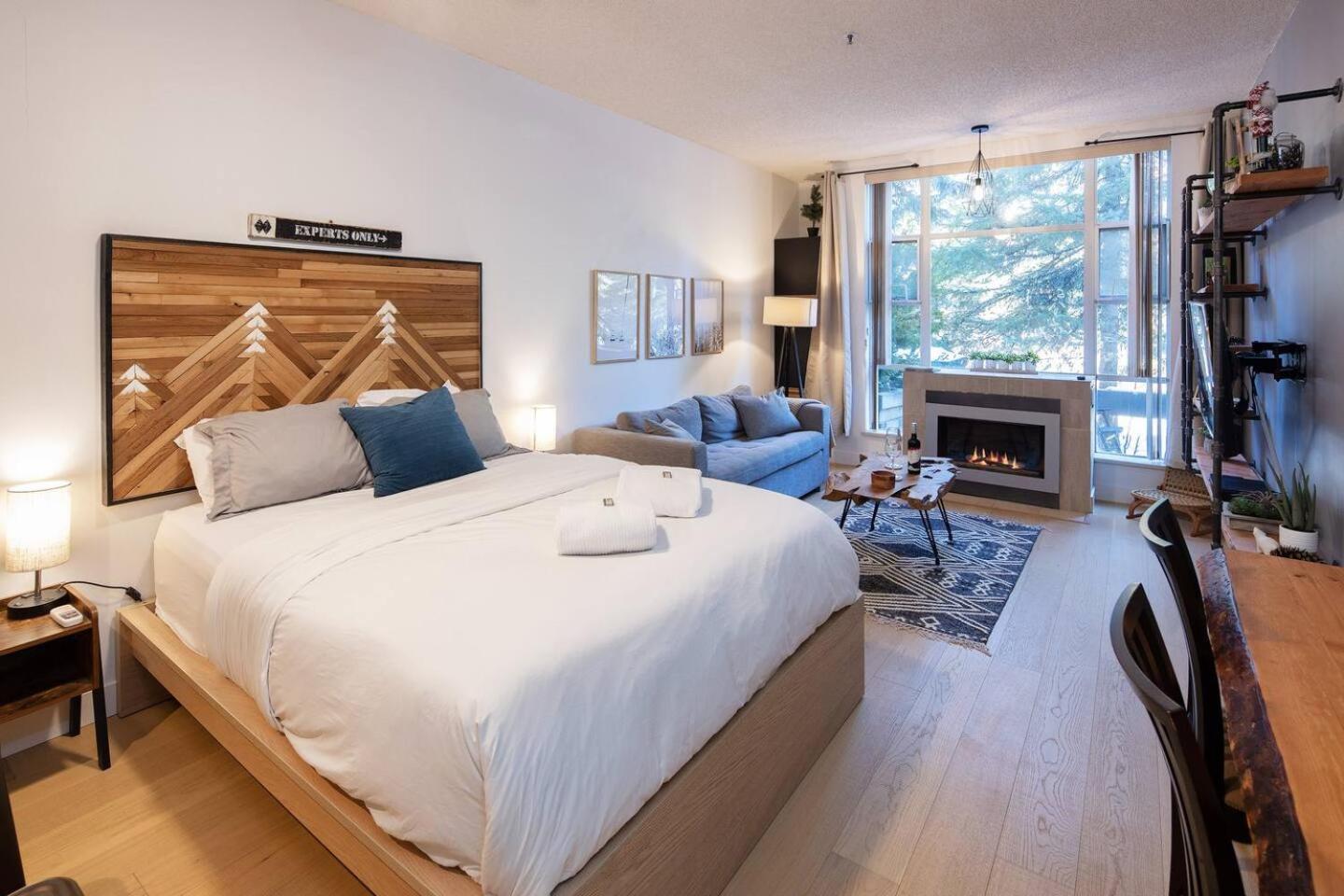Glacier Lodge Premiere Suite Whistler Eksteriør billede